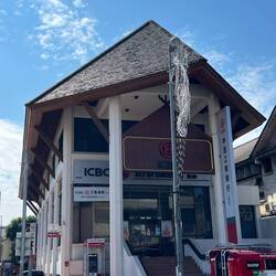 占据最佳地理优势