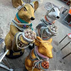 Maus und Ratte sind das Reittier von Ganesha, dem Elefanten.