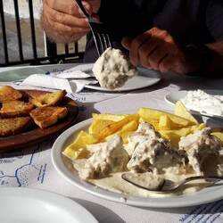 Ziege mit Joghurtsoße😋