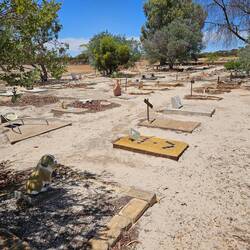 On the way out at Corrigan we stopped at the dog cemetery
