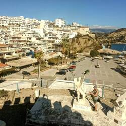 Blick auf den Hafenplatz