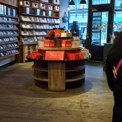 Hotel Chocolat is a franchise in the UK.