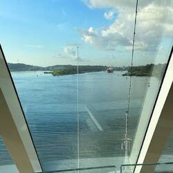 Left > New Canal. Right > Old Canal