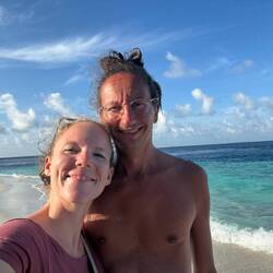 Happy am Strand