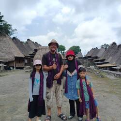 Some local tourists wanted a pic with a bule in the village 😅
