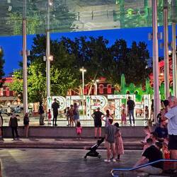 Explored the Christmas lights of Perth