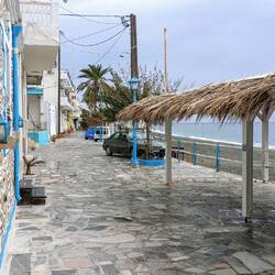 Strandpromenade von Mirtos