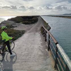 Schotterpisten ohne Ende - hoffentlich halten die Reifen durch...