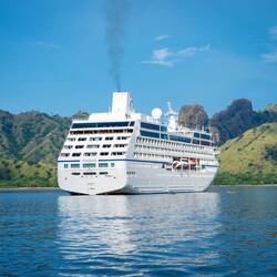 2017 ... Insignia @ Anchor — Komodo Island, Indonesia.