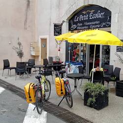 Der Kaffee war exzellent und das Süssgebäck ebenso.