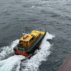 Trying to find the best way to transfer the pilot from the ship with a "dunking"