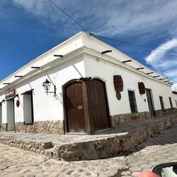 schmuckes Eckhaus Cachi