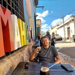 Nationalgetränk Fernet Branca mit Cola 🥳