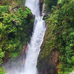 Wasserfall kurz vor Choyhaique (unser neues Zuhause)
