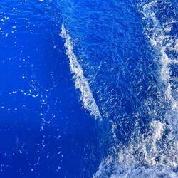 Such blue water!