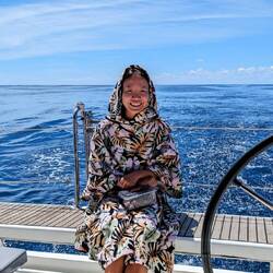 Vela says she looks like "Voldemort"