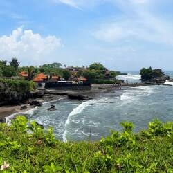 Pura Tanah Lot — Bali, Indonesia.