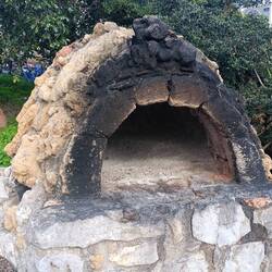 Kato Zakros, hier wird auch auf der Straße gegrillt....