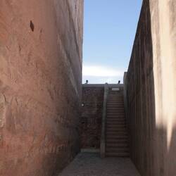 Beginn Besichtigung Alhambra-Sie gilt als eines der bedeutendsten Beispiele des maurischen Stils der