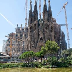 Sagrada Familia (Gaudís Werk welches mehr als Hundert Jahre gebaut wurde)