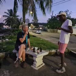 Jerked Chicken und Kissy