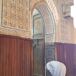 Eingang der ältesten Moschee der Stadt