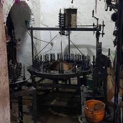 Uralte Spinnmaschinen