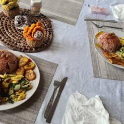 Lecker Essen - jerked Chicken und jerked Tofu