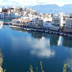 Toller Blick von oben auf den See