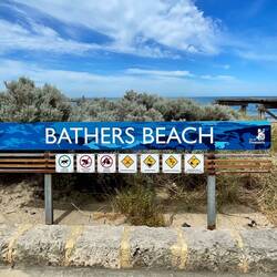 Achtung Schlangen in den Dünen