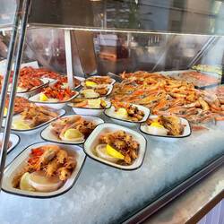 Leider waren wir nass und konnten hier nicht essen