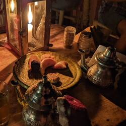 Gute-Nacht-Tee über Marrakesch