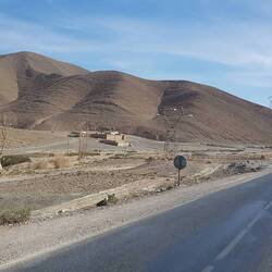 Vereinzelte Lehmsiedlungen...