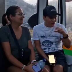 Spontane Gesangseinlage von unserem heutigen Guide Jorge in der Gondelbahn.