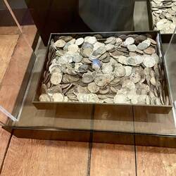 gefundene Münzen im Wrack