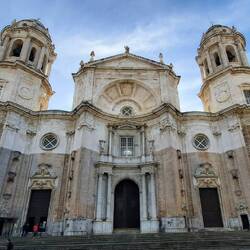 Kathedrale zum heiligen Kreuze über dem Meer