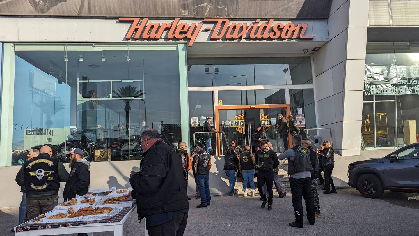 Harley Davidson Alicante hat zum Frühstück geladen