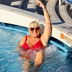 Wassergymnastik im Whirlpool 👍