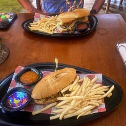 Tortas 🥰 meine war mit Pulled Pork gefüllt& Philipp hatte eine Steakfüllung