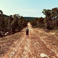 ...und so gsehts hinger dr Beach Front Row us