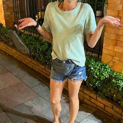 Laras Flipflops haben den Geist aufgegeben, also gab es neue Havainanas für 1€ vom Nachtmarkt