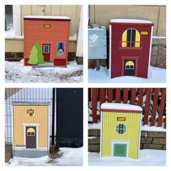 Buntbemalte Elektrokästen...oder doch Wichtelhäuser...?