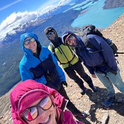 Auf dem windigen Gipfel