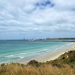 Nuns Beach and the Lee Breakwater from the Great South West Trail — Portland, VIC.