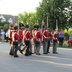 The British troops are surrounded.