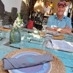 Oh my ... such great ambiance here!