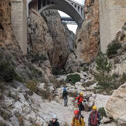 Baranc de mascarat. Dry Canyoning in Spanien