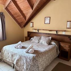 Felix und mein Zimmer für die nächsten drei Nächte