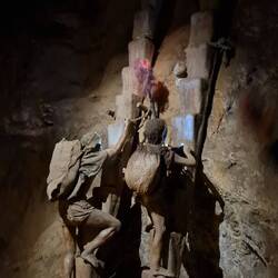 Kinder mussten das Wasser aus der Mine schleppen.