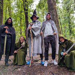 Aragon, Frodo, Gandalf, Legolas, Sam